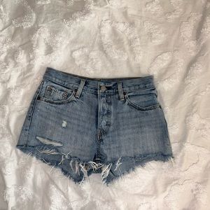 Women’s Levi shorts